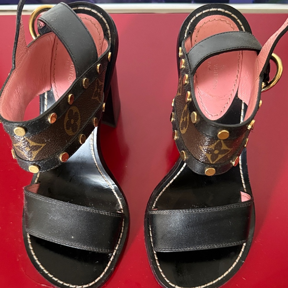 Louis Vuitton Black and Brown Heels